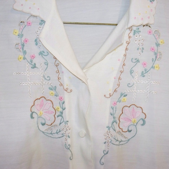 vintage embroidered button up - Picture 3 of 4